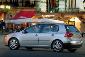 Volkswagen Golf 2003