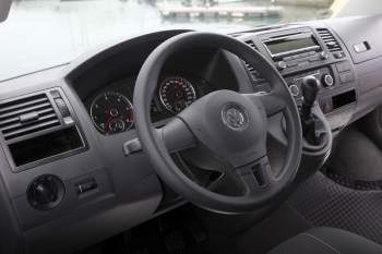 Volkswagen Multivan L1H1 2.0 TDI 180hp Comfortline