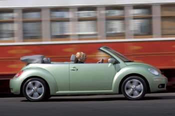 Volkswagen New Beetle Cabrio 2.0 Trendline