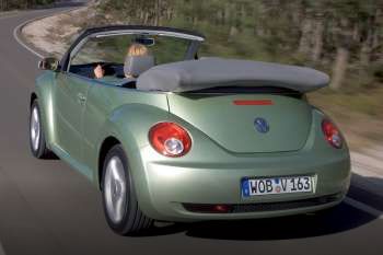 Volkswagen New Beetle Cabrio 2.0 Trendline