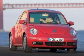 Volkswagen New Beetle Coupe 1.8 Turbo Highline