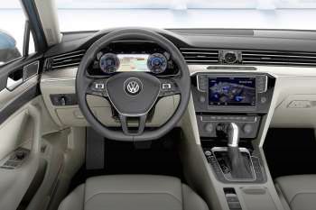 Volkswagen Passat 2.0 TDI 150hp Connected Series