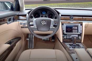 Volkswagen Phaeton 6.0 W12 4Motion 5-zitter