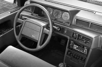 Volvo 760 1985