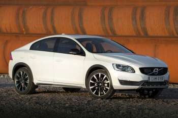 2015 Volvo S60 Cross Country