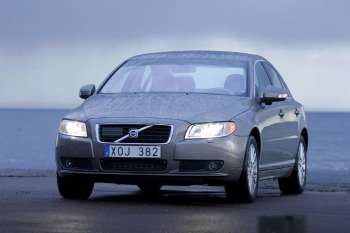 Volvo S80 2.5T Momentum