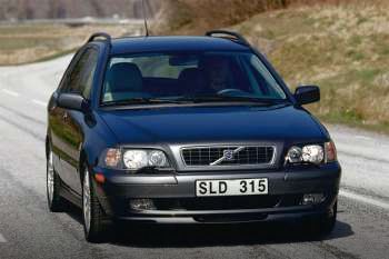 Volvo V40 2002