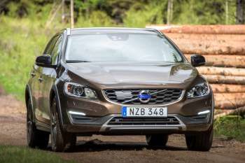 Volvo V60 Cross Country D3 Momentum