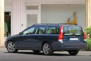 Volvo V70 D5
