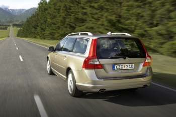 Volvo V70 2.5FT Summum