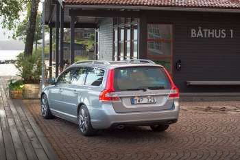 Volvo V70 T4F Momentum