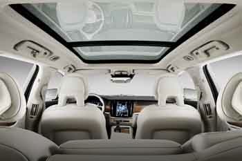 Volvo V90 Cross Country