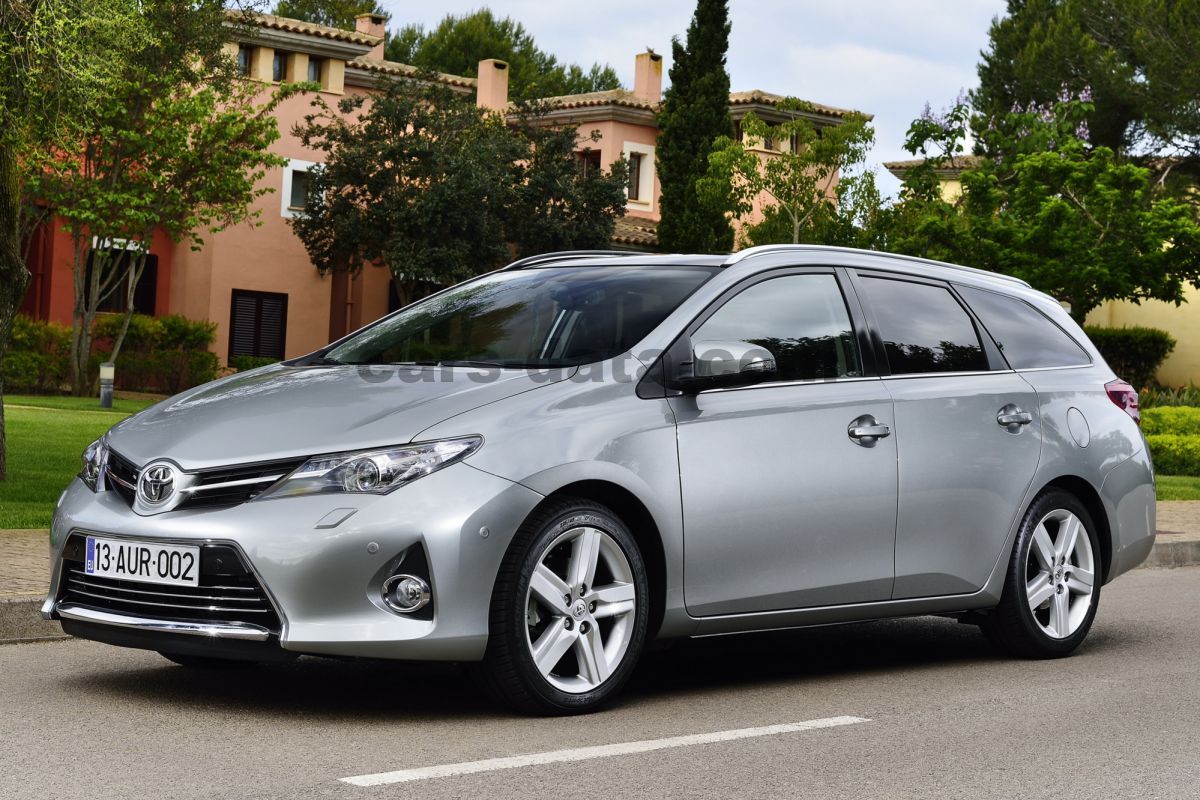 Toyota Auris Touring Sports