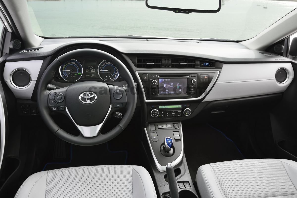 Toyota Auris Touring Sports