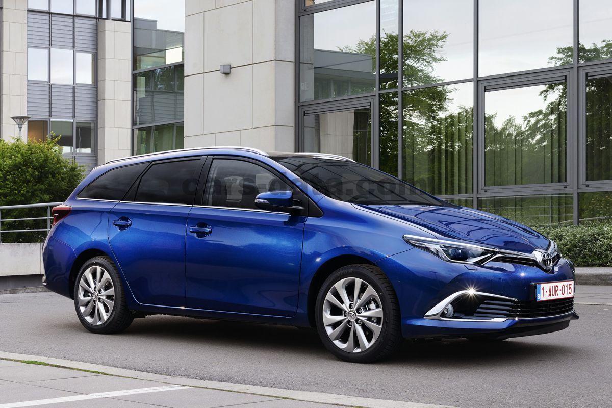 Toyota Auris Touring Sports