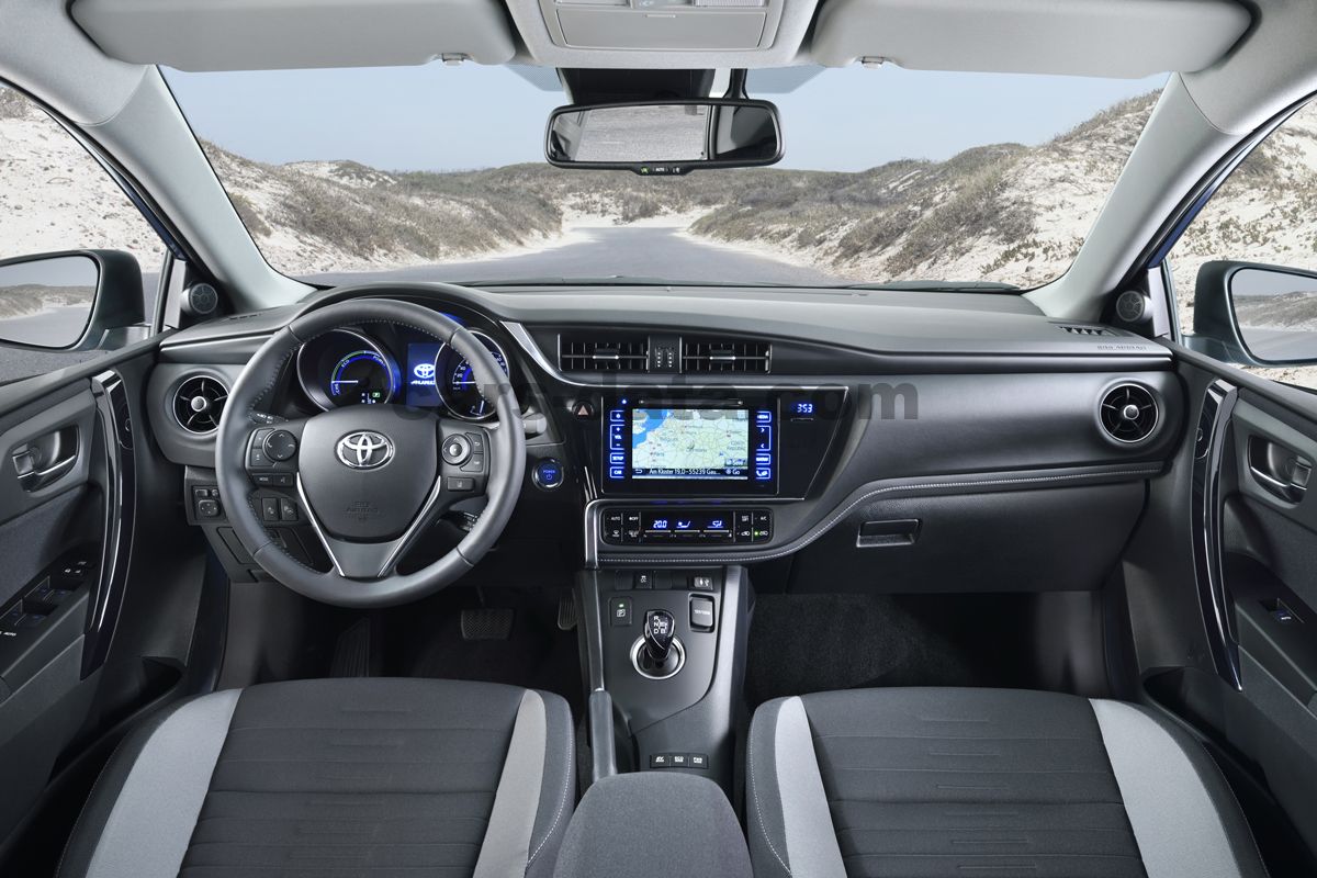 Toyota Auris Touring Sports