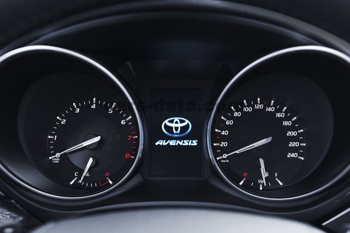Toyota Avensis Touring Sports