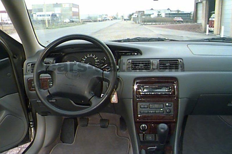 Toyota Camry 1996 Pictures 8 Of 8 Cars Data Com