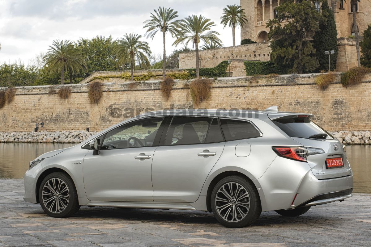 Toyota Corolla Touring Sports