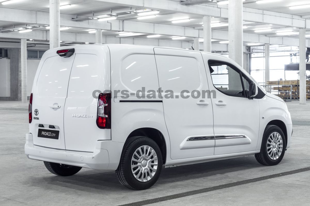 Toyota Proace City