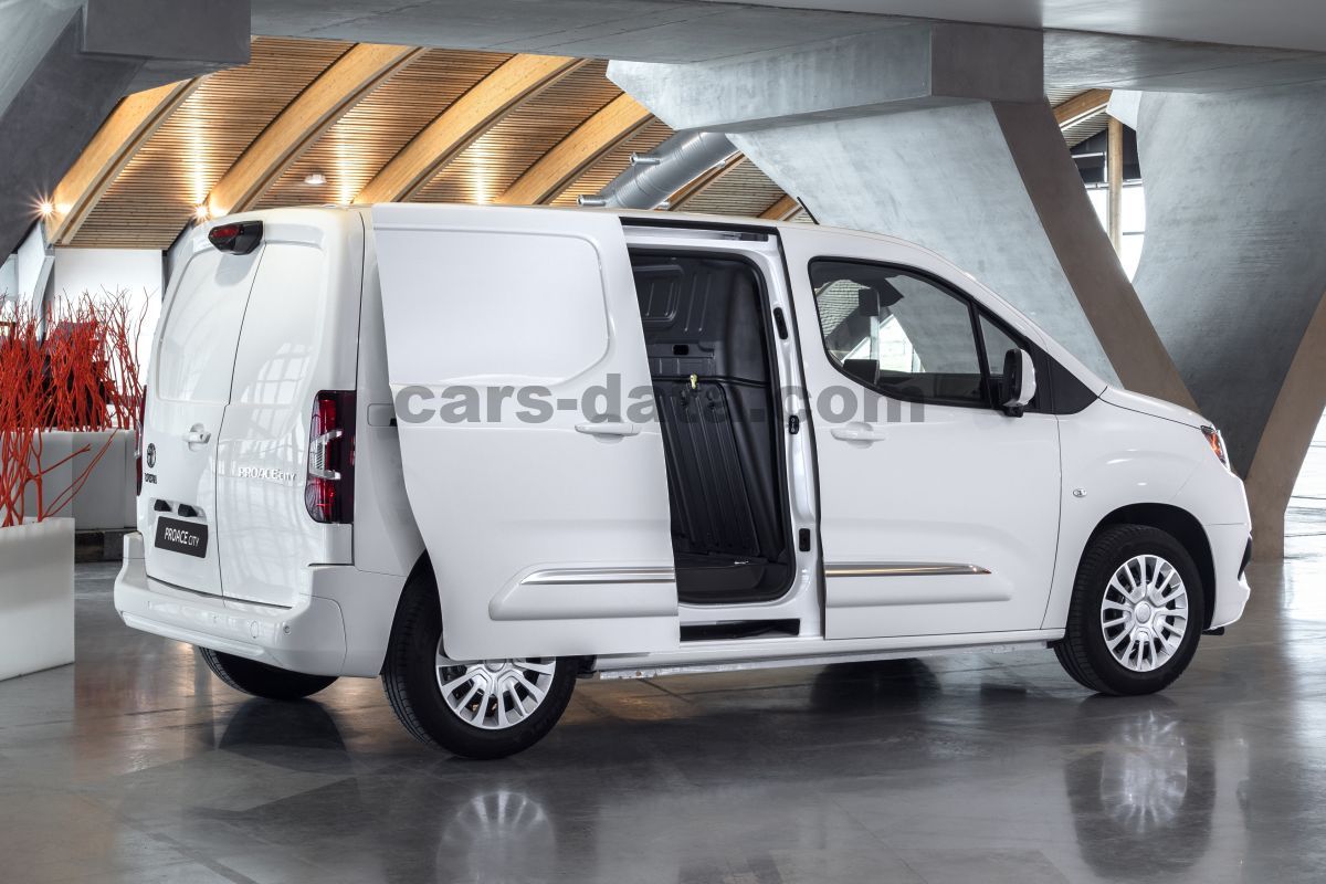 Toyota Proace City