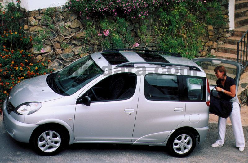 Toyota Yaris Verso