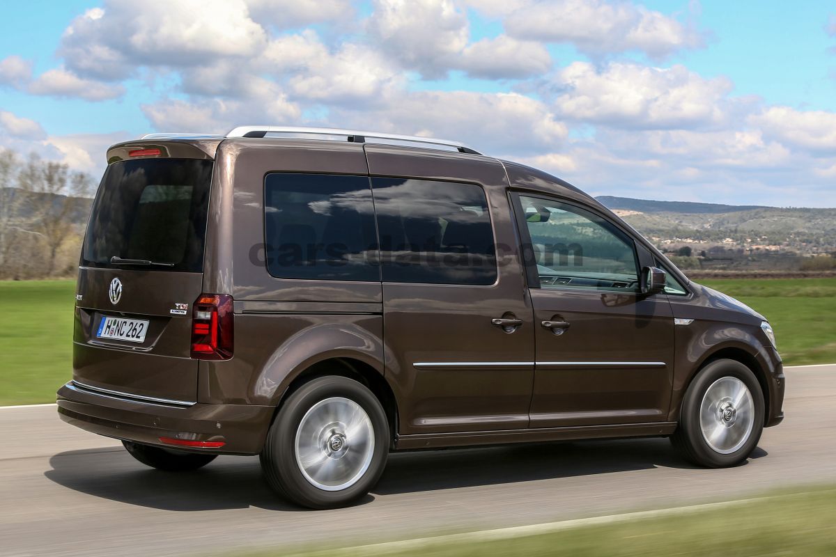 Volkswagen Caddy Combi images (6 of