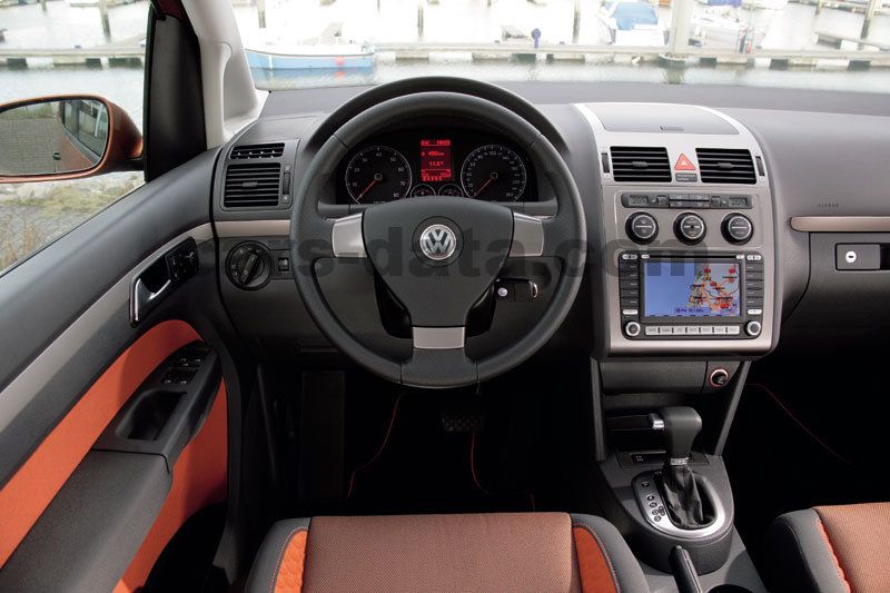 Volkswagen CrossTouran