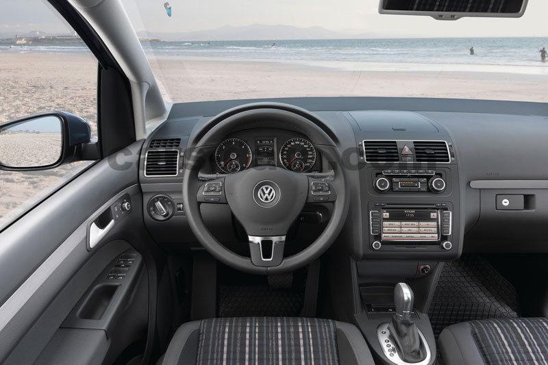 Volkswagen CrossTouran