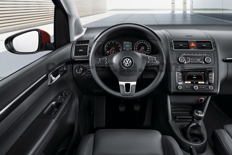 Volkswagen Touran Van