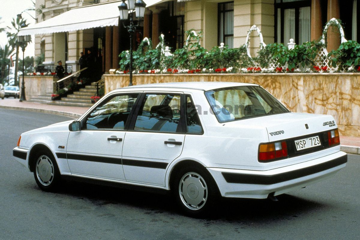 Volvo 460