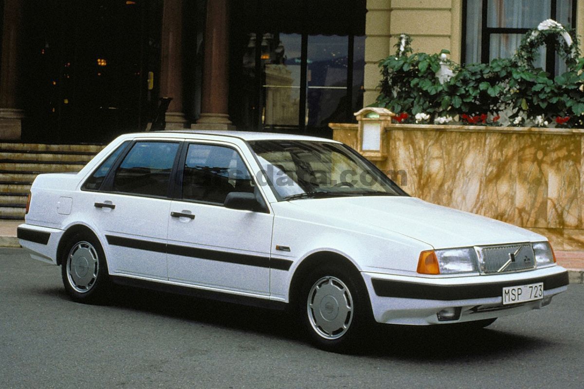 Volvo 460