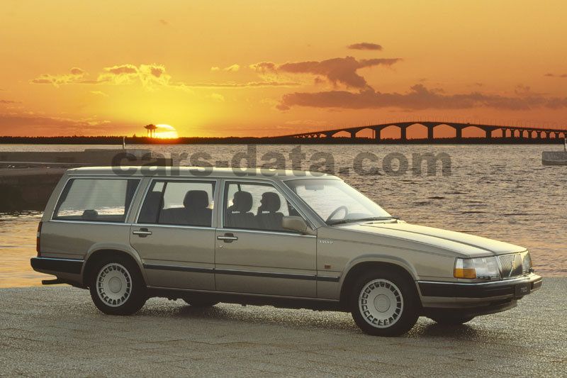 Volvo 760 Estate
