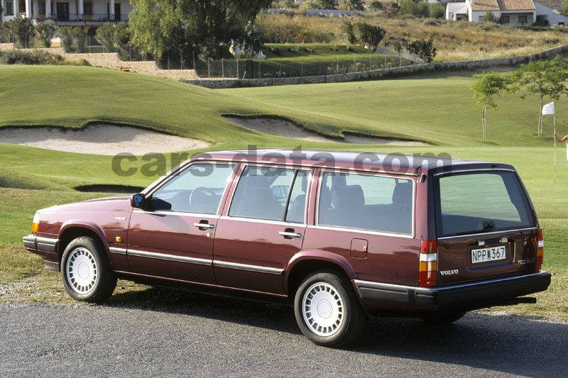 Volvo 760 Estate