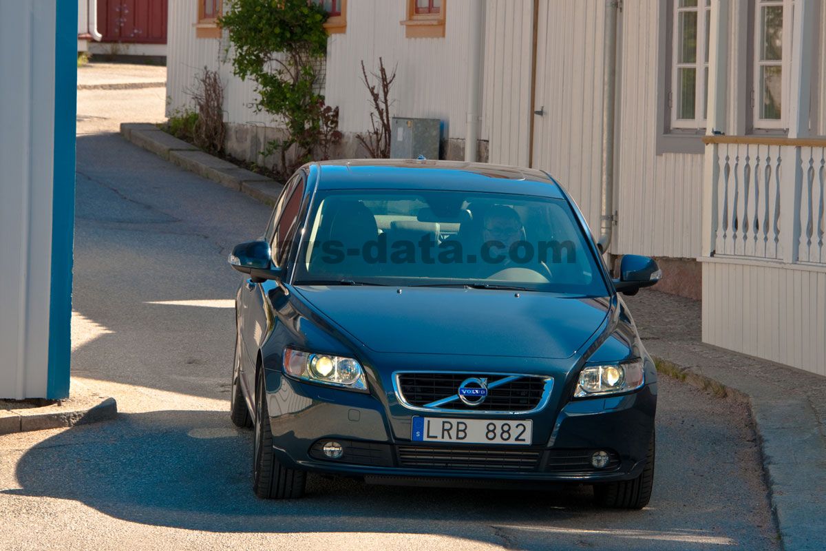 Volvo S40