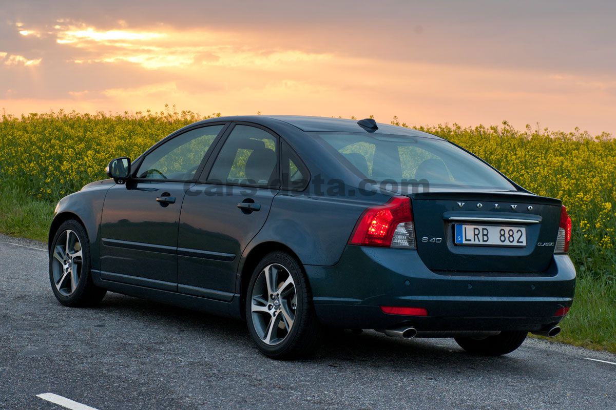 Volvo S40