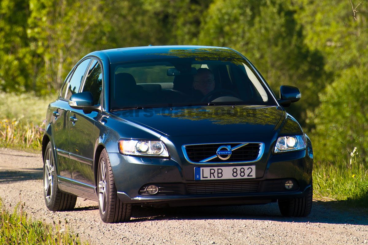 Volvo S40