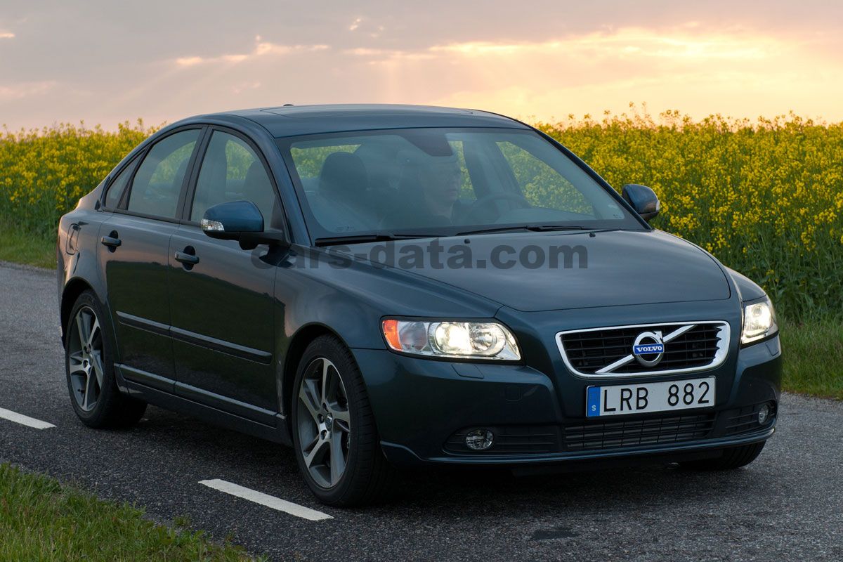 Volvo S40