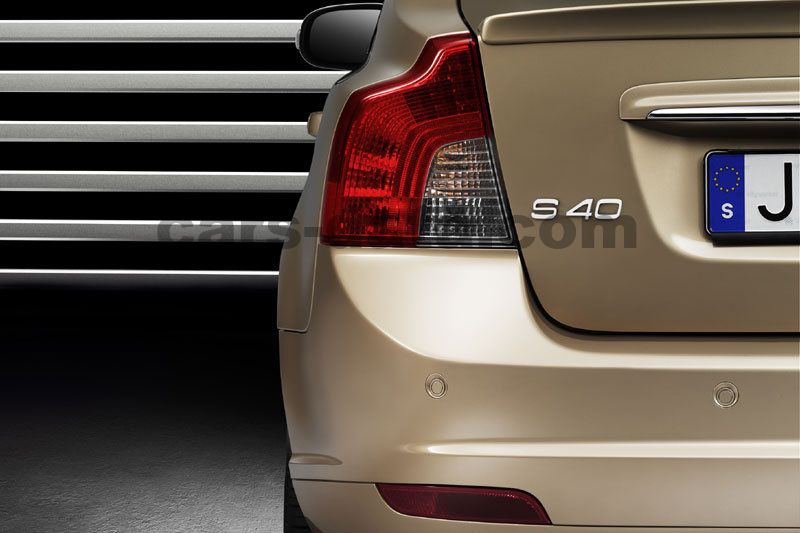 Volvo S40