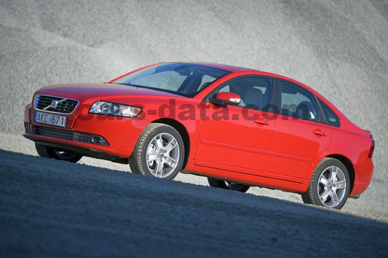 Volvo S40