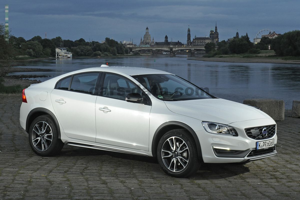 Volvo S60 Cross Country