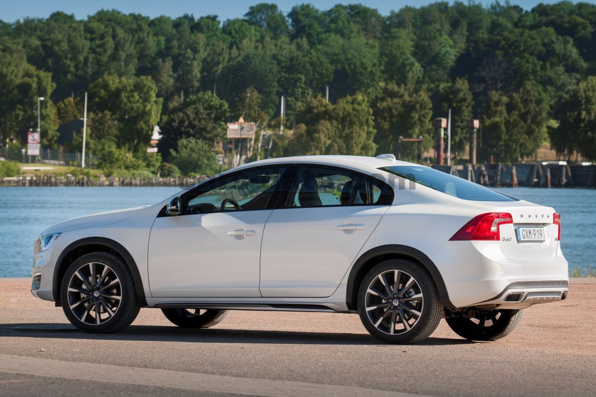 Volvo S60 Cross Country