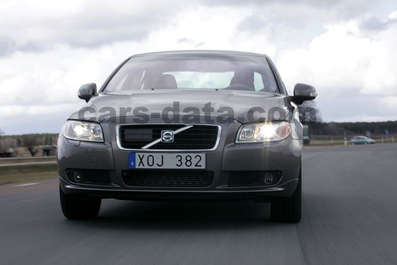 Volvo S80