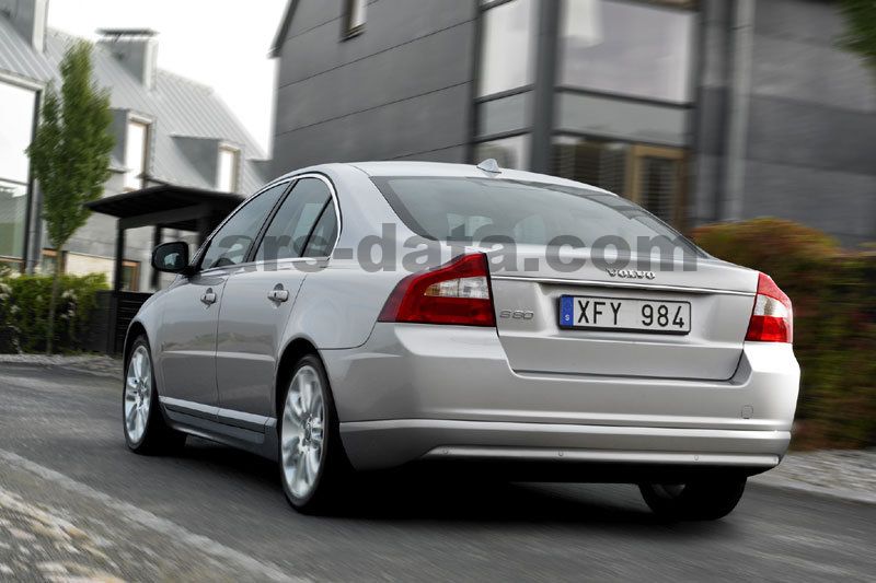 Volvo S80