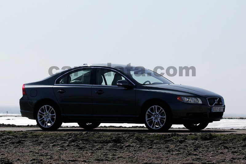 Volvo S80