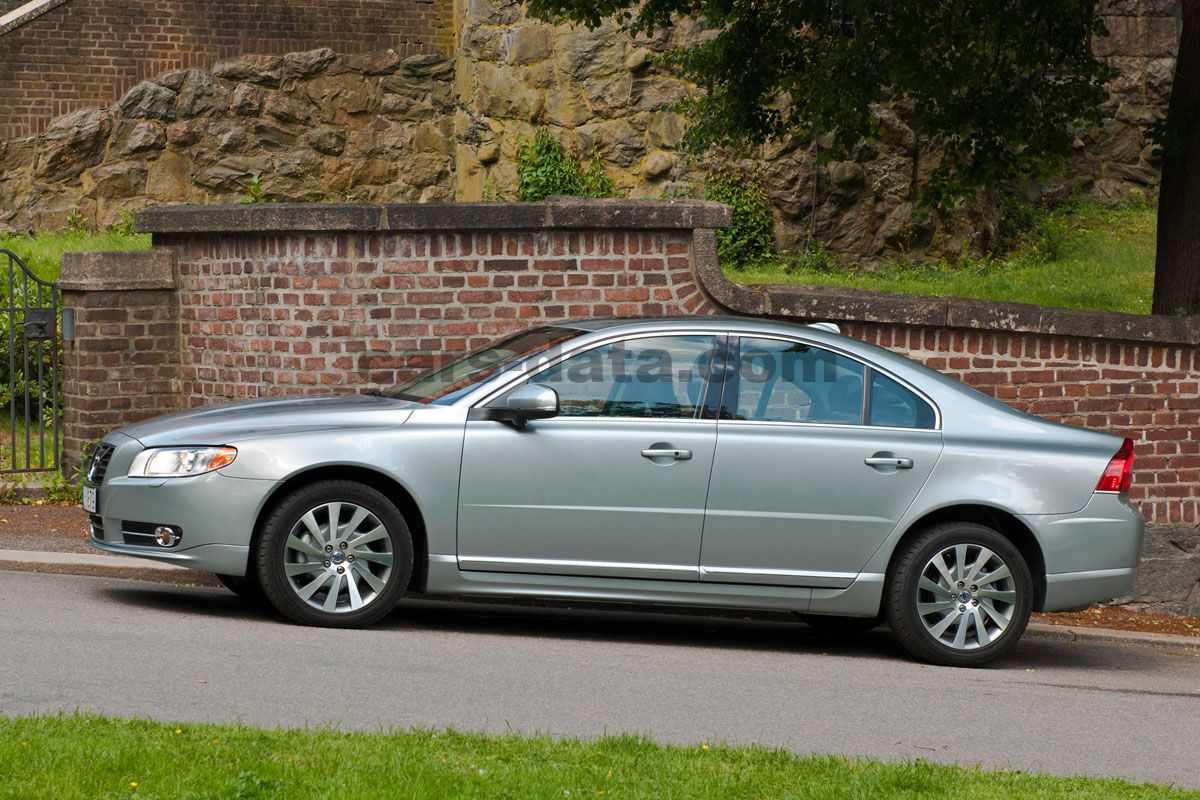 Volvo S80