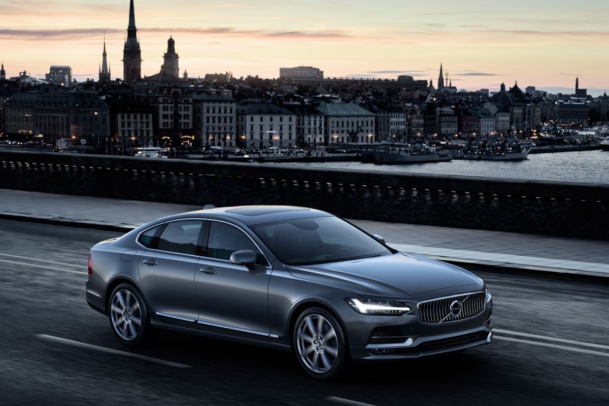 Volvo S90