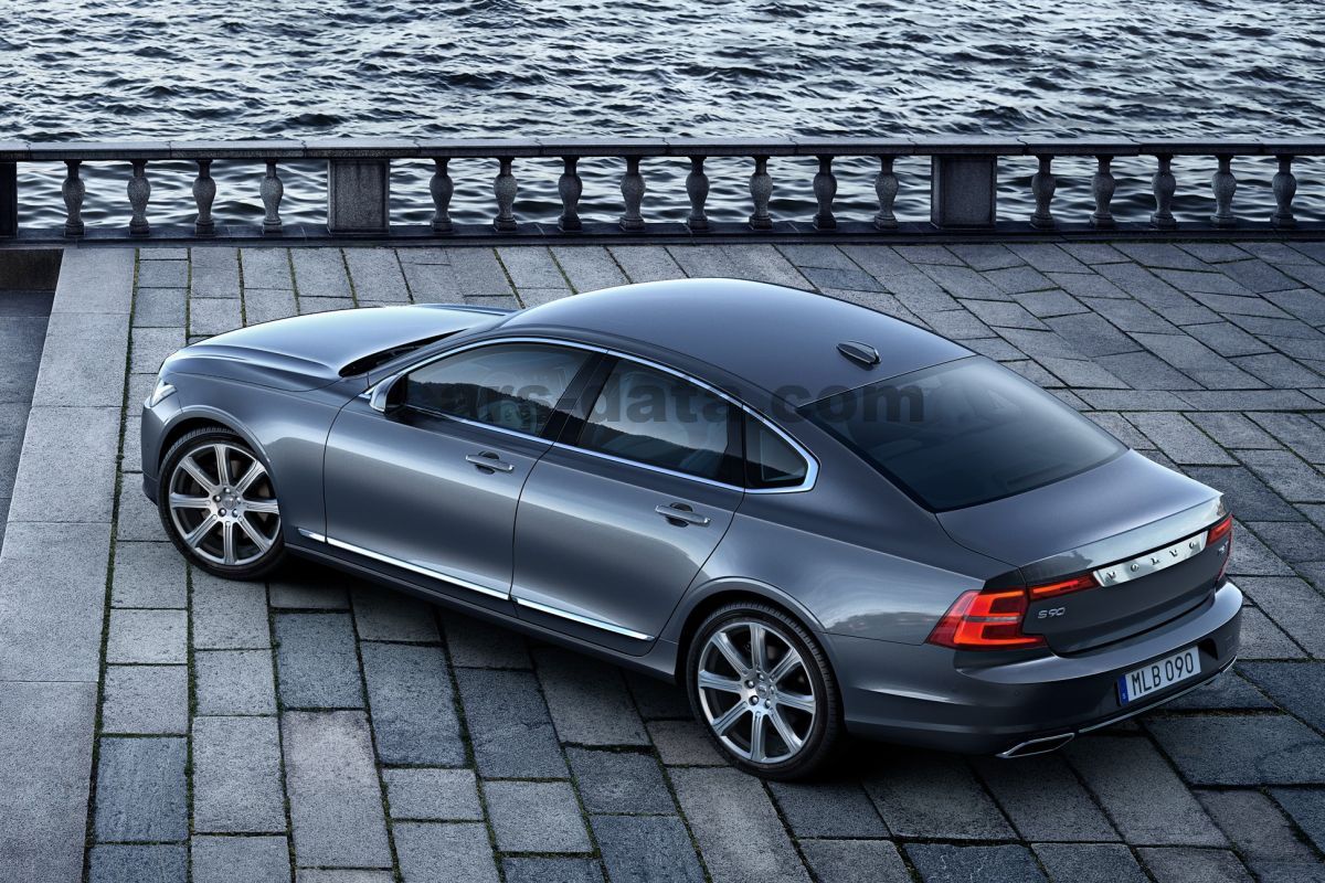 Volvo S90