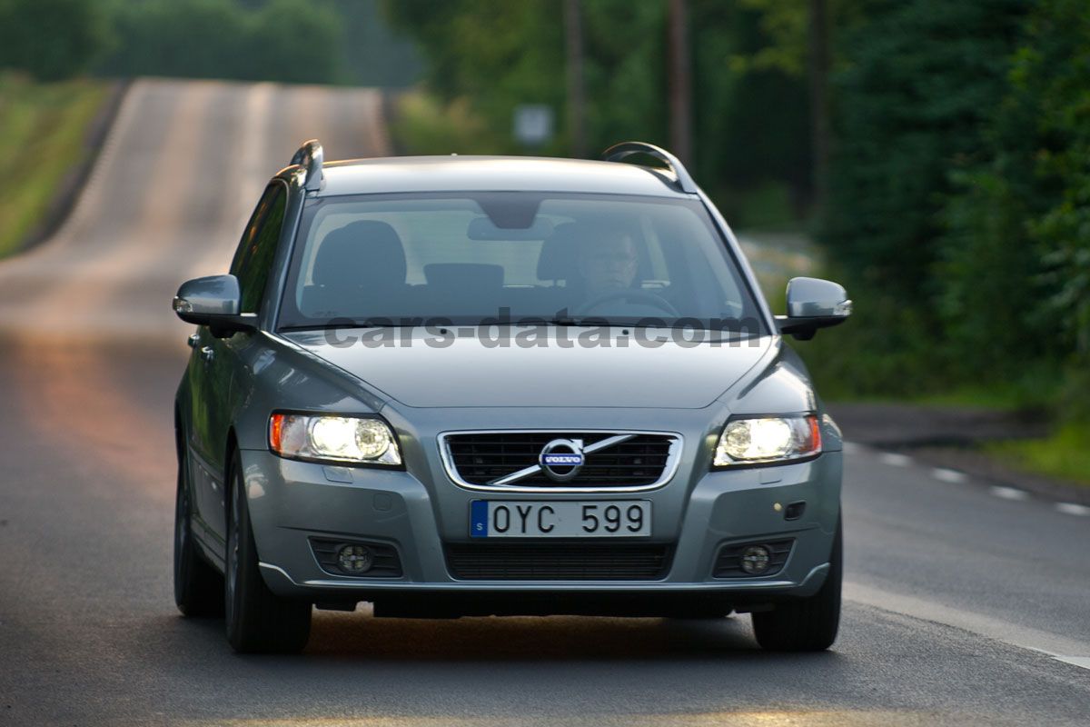 Volvo V50