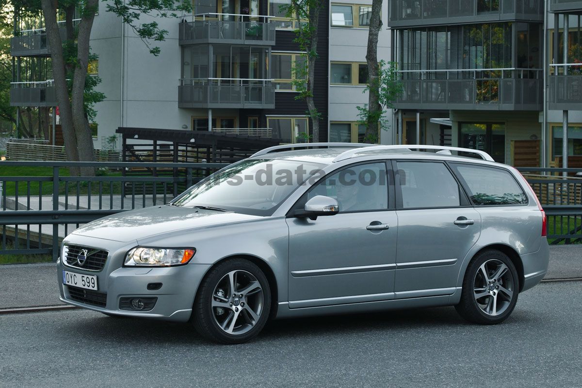 Volvo V50